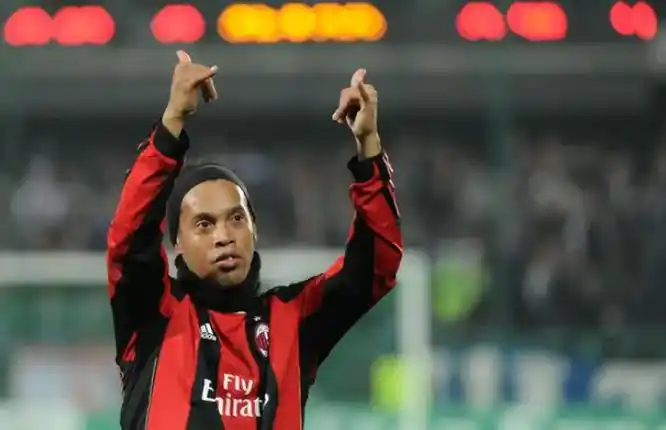 而且在防守 而且在防守